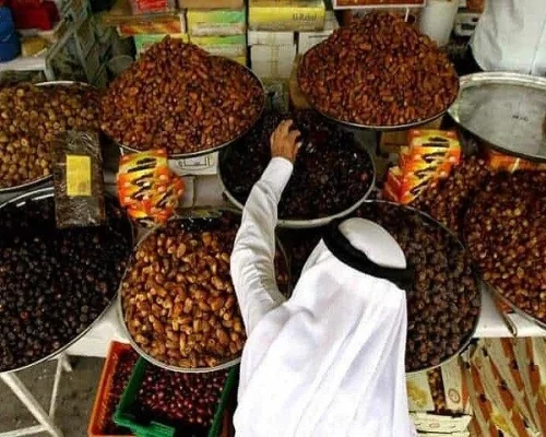 dates market in abu dhabi